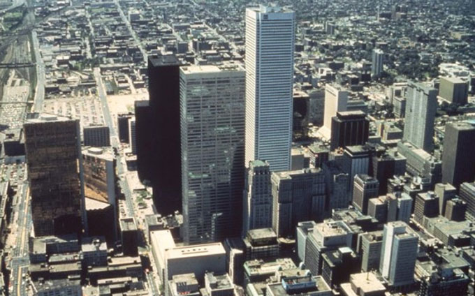 First Canadian Place, Canada